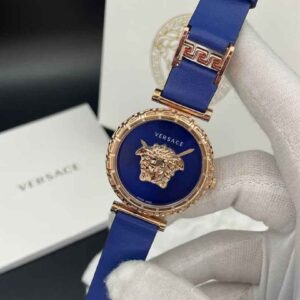 ساعت مچی زنانه ورساچه گرکا بند ابی دور رزگلد صفحه ابیVersace Greca 2024