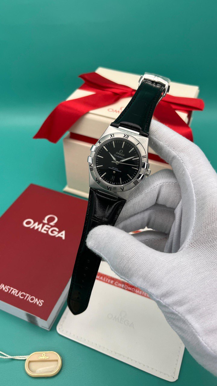 ساعت مچی امگا کانسلیشن بند چرم مردانه صفحه مشکی دور استیل (5)