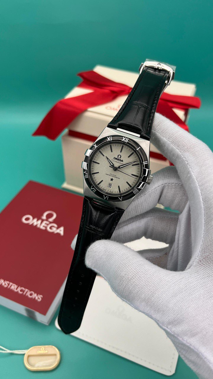 ساعت مچی امگا کانسلیشن بند چرم مردانه صفحه مشکی دور استیل (8)