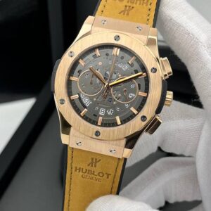 ساعت مچی مردانه هابلوت بند چرمی طلایی