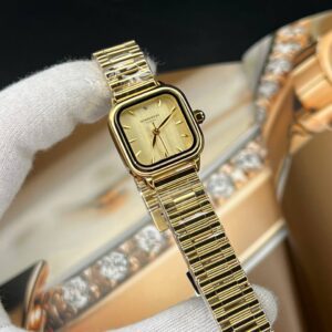 ساعت مچی زنانه رومنسون کلاسیک صفحه مربع طلایی بند طلایی