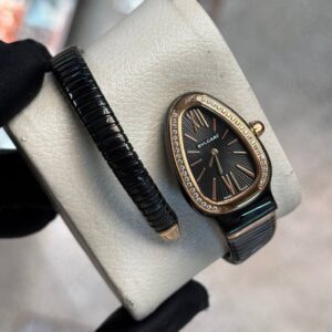 ساعت مچی زنانه بولگاری ماری صفحه مشگی نگین دار بند مشکی