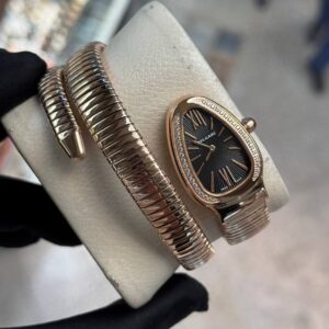 ساعت مچی زنانه بولگاری ماری صفحه مشکی نگین دار بند رزگلد