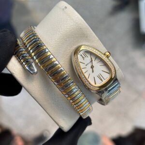 ساعت مچی زنانه بولگاری ماری صفحه سفید نگین دار بند استیل طلایی