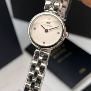 ساعت مچی زنانه دنیل ولینگتون مدلELAN صفحه سفید بند استیل