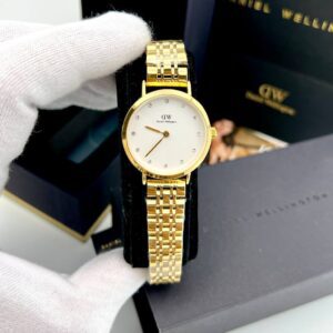 صفحه سفید بند طلایی